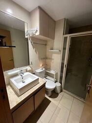 The Lakeshore (D22), Condominium #558054631
